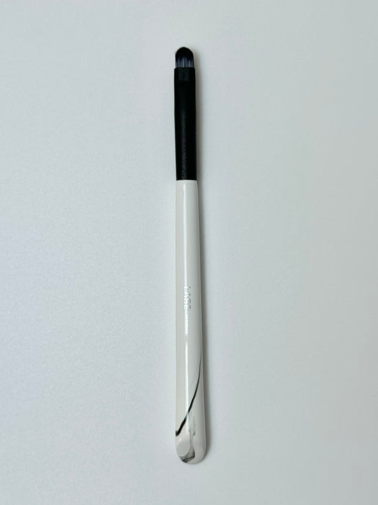 Packer Eyeshadow Brush - L13