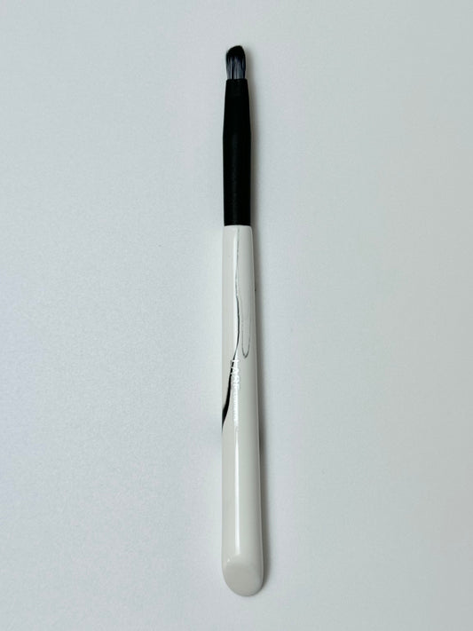 Small Dense Eyeshadow Brush - L14